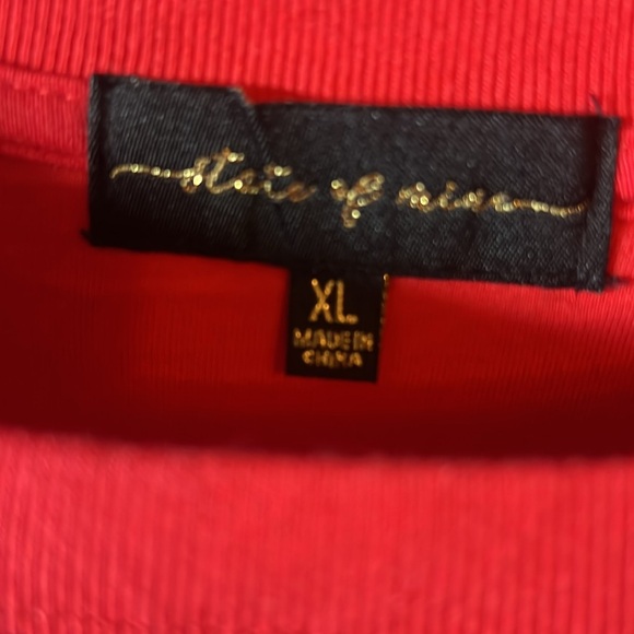 Ladies, state of mind sweatshirt, Red color new  size medium  24 pit - Picture 5 of 8